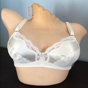 Vanity Fair 1980’s Bra